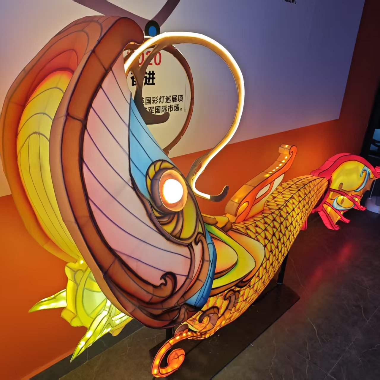 Large Traditional Chinese Anim - Outdoor Lighting Traditional のレビューと価格